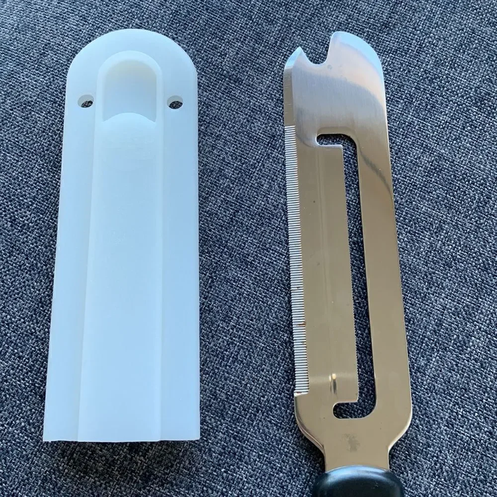 ‎Pampered Chef Cheese Knife slicer with cover